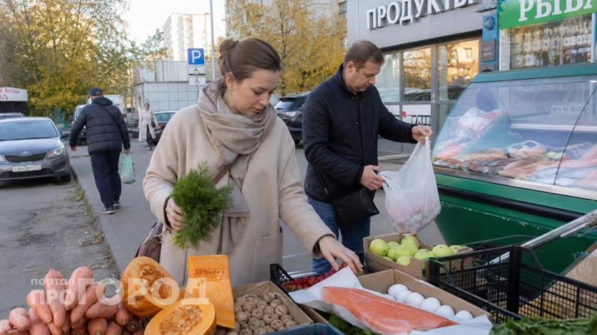 Морковь не поможет: офтальмологи перечислили 7 простых продуктов для защиты зрения, которые есть у каждого