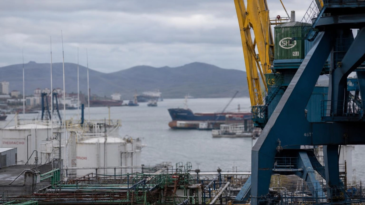 В Находке оператор порта работал с нефтепродуктами без экологической экспертизы