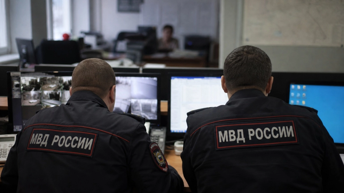 Прокуратура Владивостока проверит канал с фото школьников и призывами к расправе