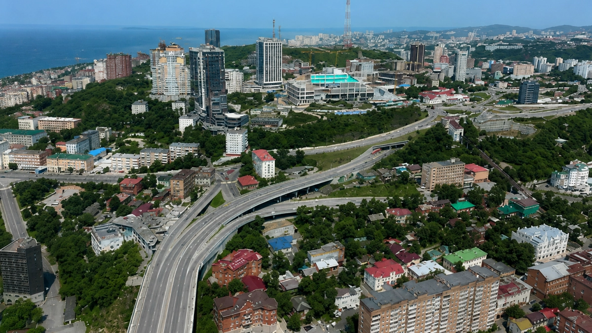 Во Владивостоке по КРТ начали переселение из ветхих домов в новый микрорайон