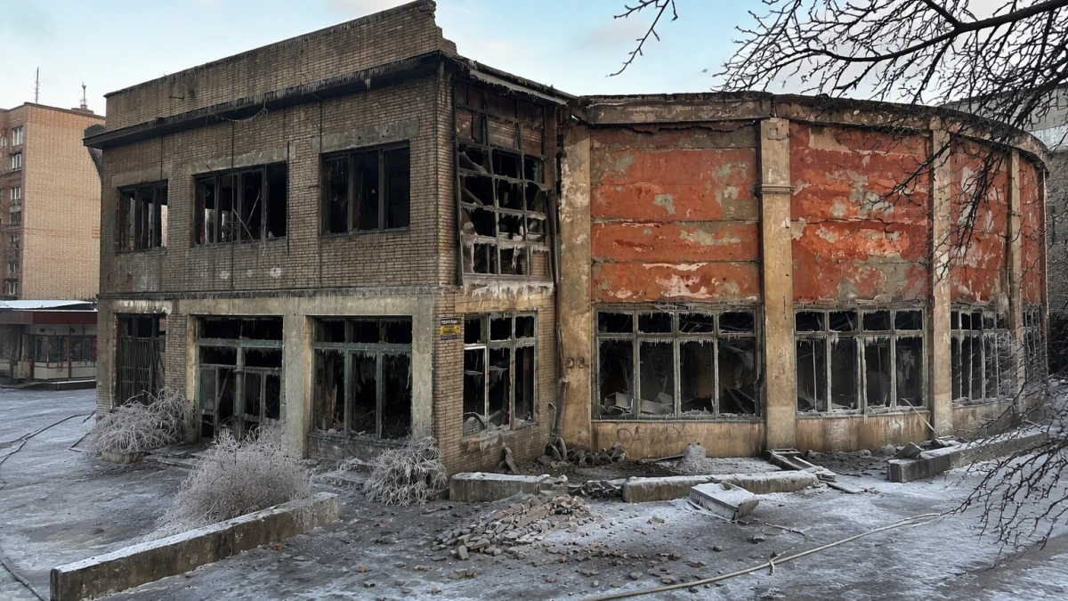 В Уссурийске выставили на торги аварийные руины сгоревшего цирка за 40 миллионов