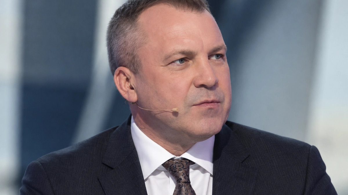 Попов назвал вредным перенос памятника Солженицыну из центра Владивостока