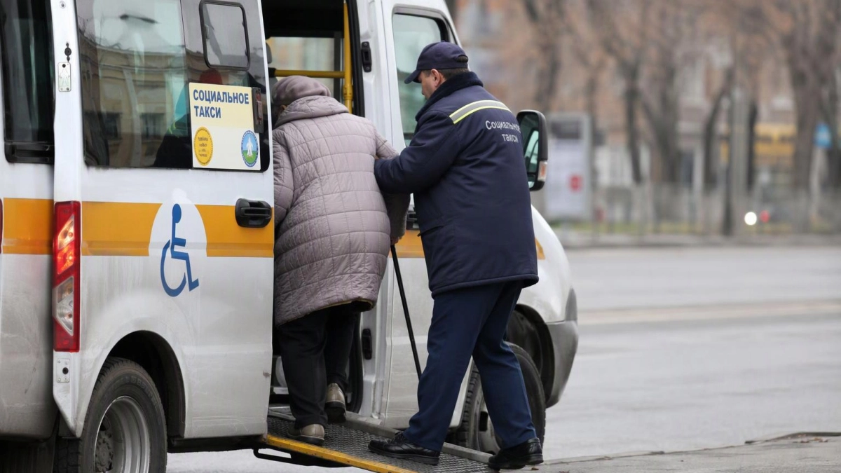 Социальное такси в Приморье изменит график приема заявок ко Дню народного единства