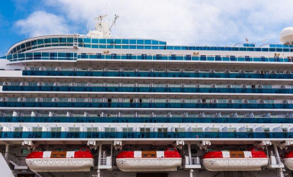 Китай перехватывает рынок круизов: безвизовый режим с РФ и конфликт с Японией запустят лайнеры Шанхай-Владивосток уже летом