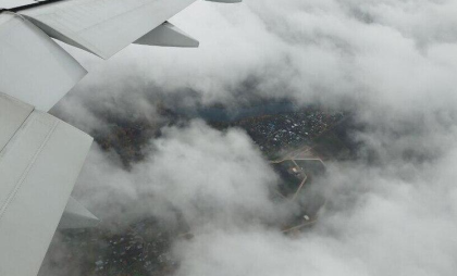 Заложники циклона: рейсы из Омска и Екатеринбурга экстренно сменили курс на Владивосток из-за разгула стихии