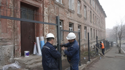 Суд обязал Минобороны законсервировать аварийную казарму во Владивостоке за три месяца