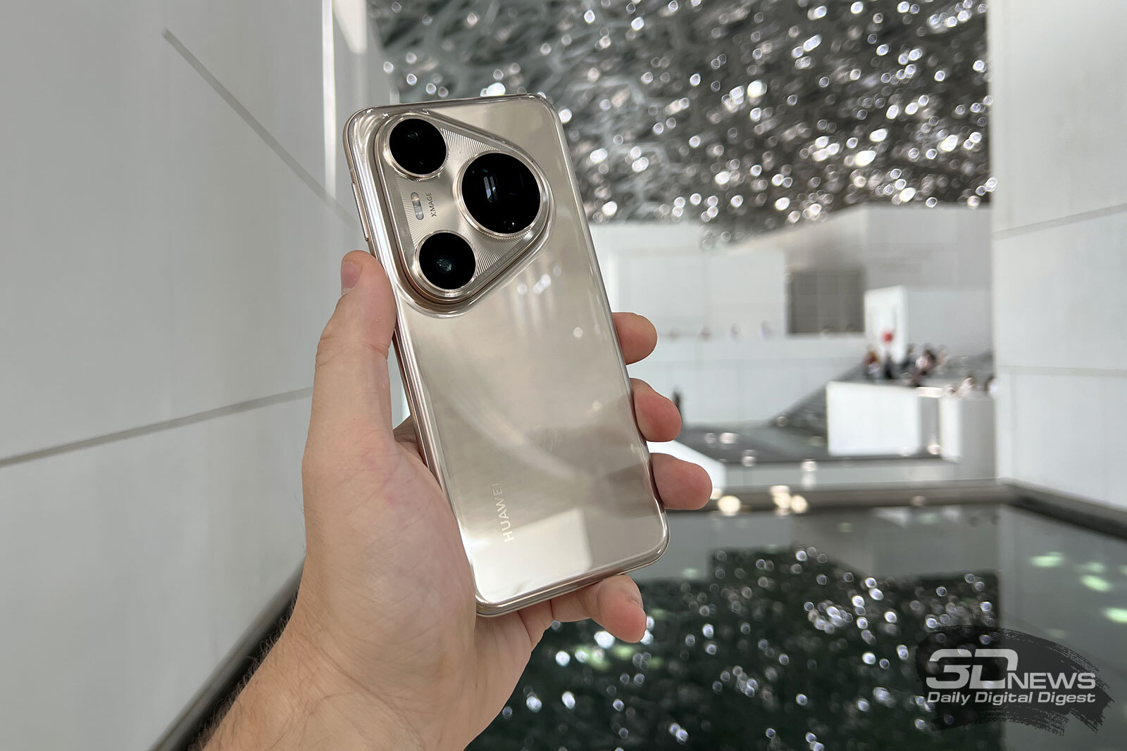 «Вершина инноваций в складных дисплеях»: Samsung Display запустила бренд MONT FLEX для гибких OLED-экранов без складок