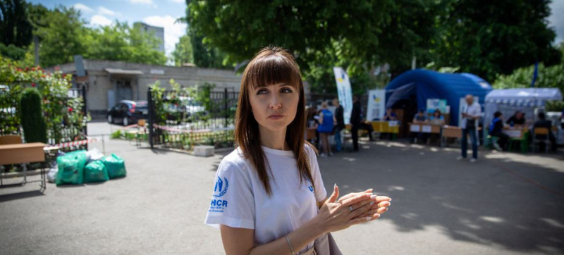 Украина: гуманитарные работники рискуют всем, чтобы дать людям надежду